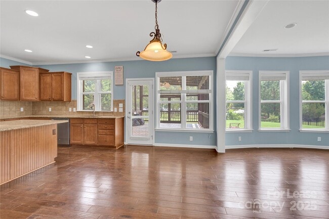 Building Photo - 2805 Julian Glen Cir