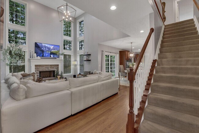 Building Photo - 7097 Pleasant Colony Cir