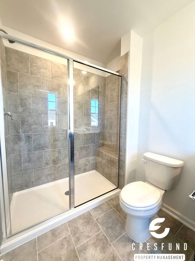 Building Photo - 473 Venetian Dr