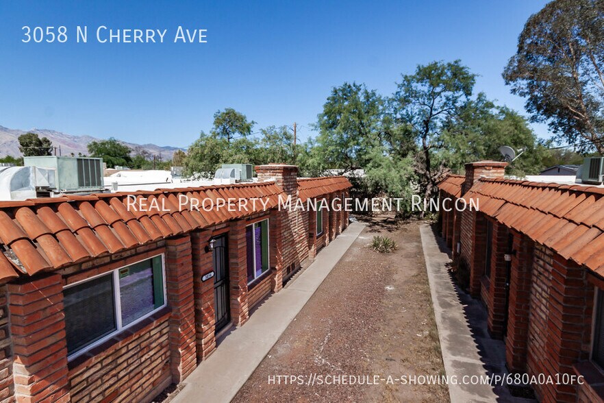 Building Photo - 3058 N Cherry Ave
