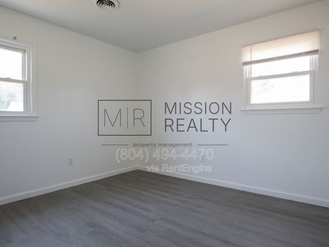 Building Photo - 1649 Delmar Ave