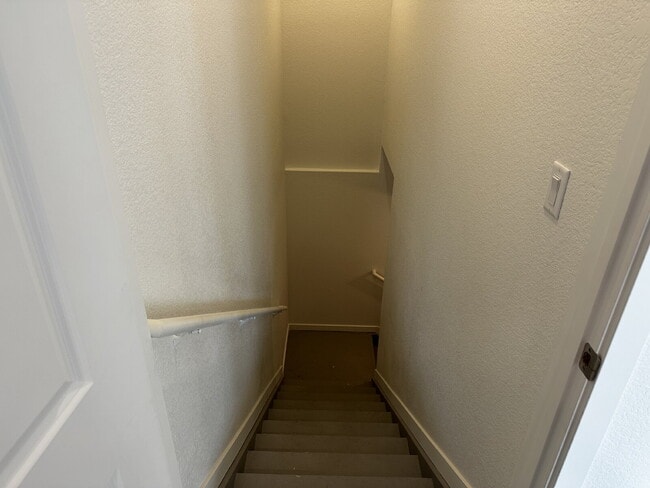 Building Photo - **AVAILABLE NOW!! Age 55+ Gated Community ...