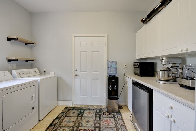 Building Photo - One of a Kind! Santa Rosa Beach Main home ...