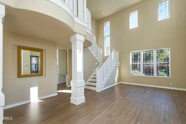 Building Photo - 801 La Vina Ln