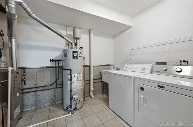 Building Photo - 306 E Conley Dr