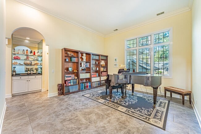 Building Photo - Sea Pines Golf Club Rental