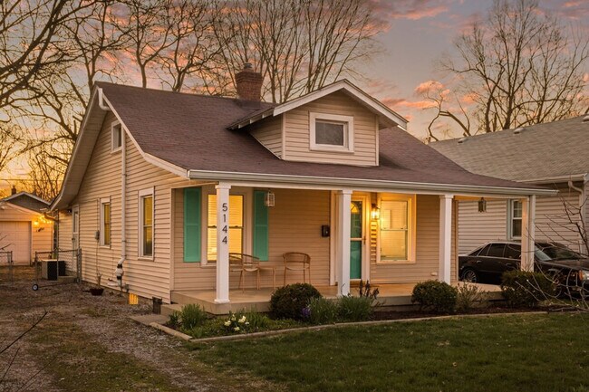 Building Photo - 5144 Primrose Ave
