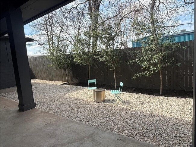 Building Photo - 7500 St Cecelia St