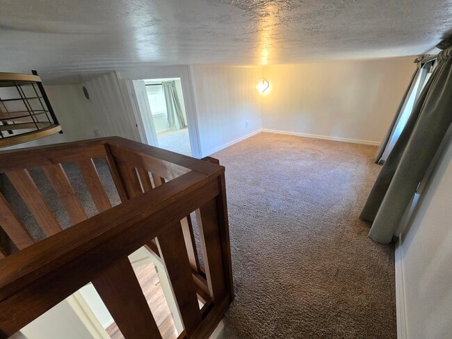 Building Photo - 780 NW Alder St