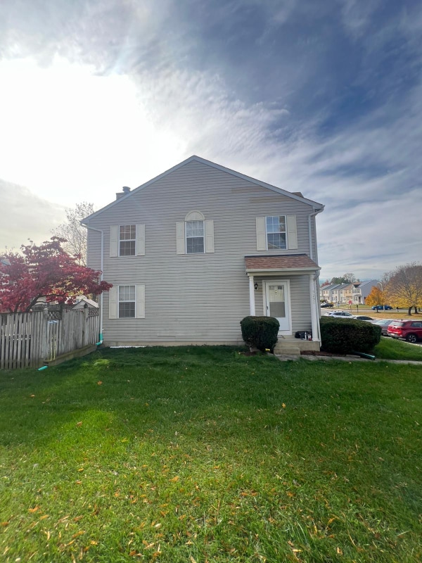 Building Photo - 5252 Daventry Terrace