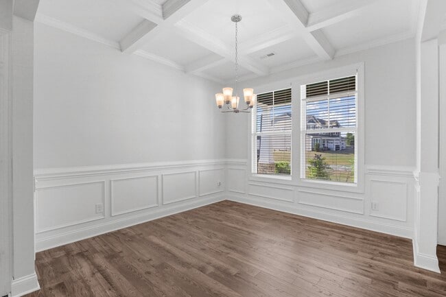 Building Photo - 710 Tuscany Cir