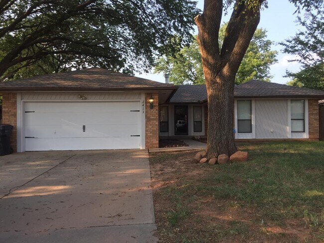Primary Photo - 2413 Northwood Ln