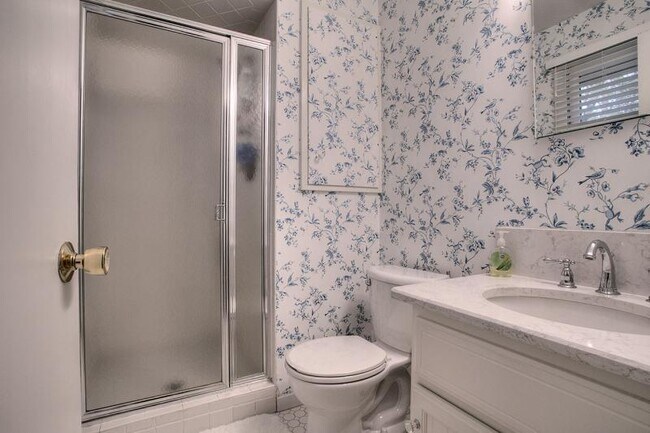 Building Photo - 307 Marian Ave