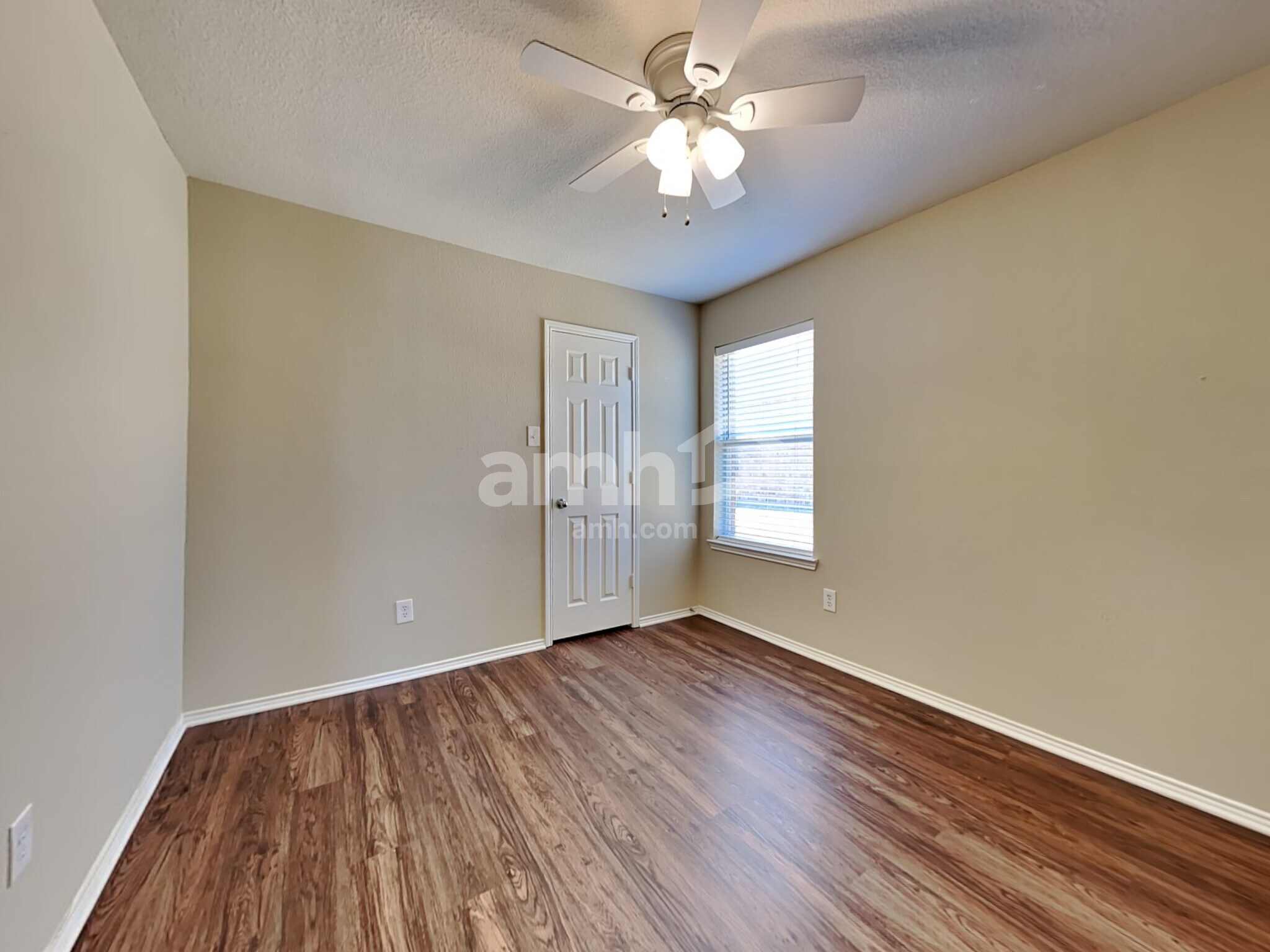 Building Photo - 14149 Filly St