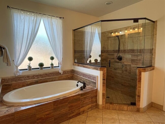 Building Photo - 15214 Lariat Trail