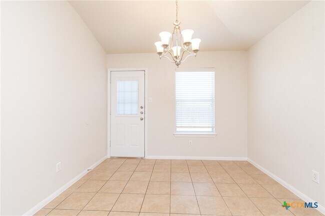 Building Photo - 505 E Orion Dr