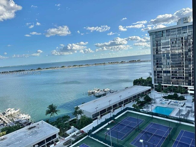 Building Photo - 1901 Brickell Ave