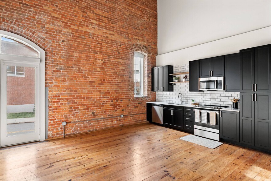 West Village 605 W Main St Durham NC 27701 Apartment Finder