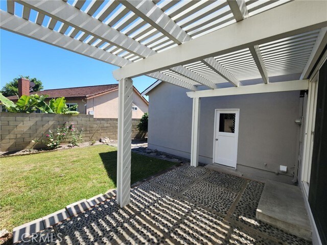 Building Photo - 5641 Tilburg Dr
