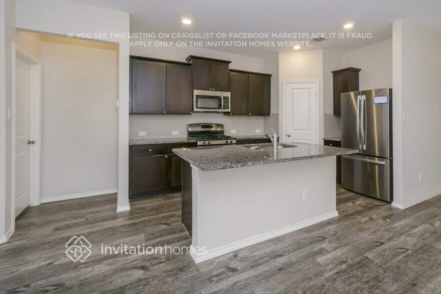 Building Photo - 8454 Lamus Wheel