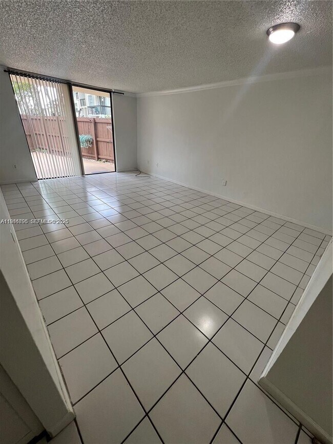 Building Photo - 8307 SW 142nd Ave