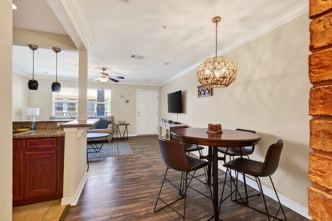 Building Photo - TDY Special! Furnished rental