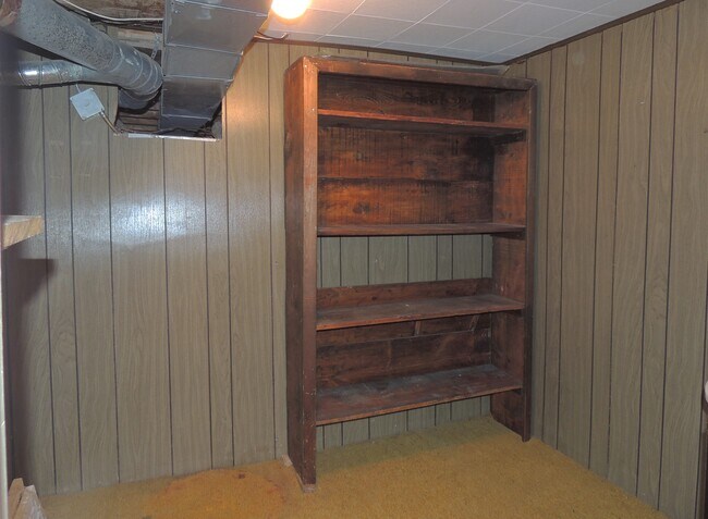 Building Photo - 831 26 Rd