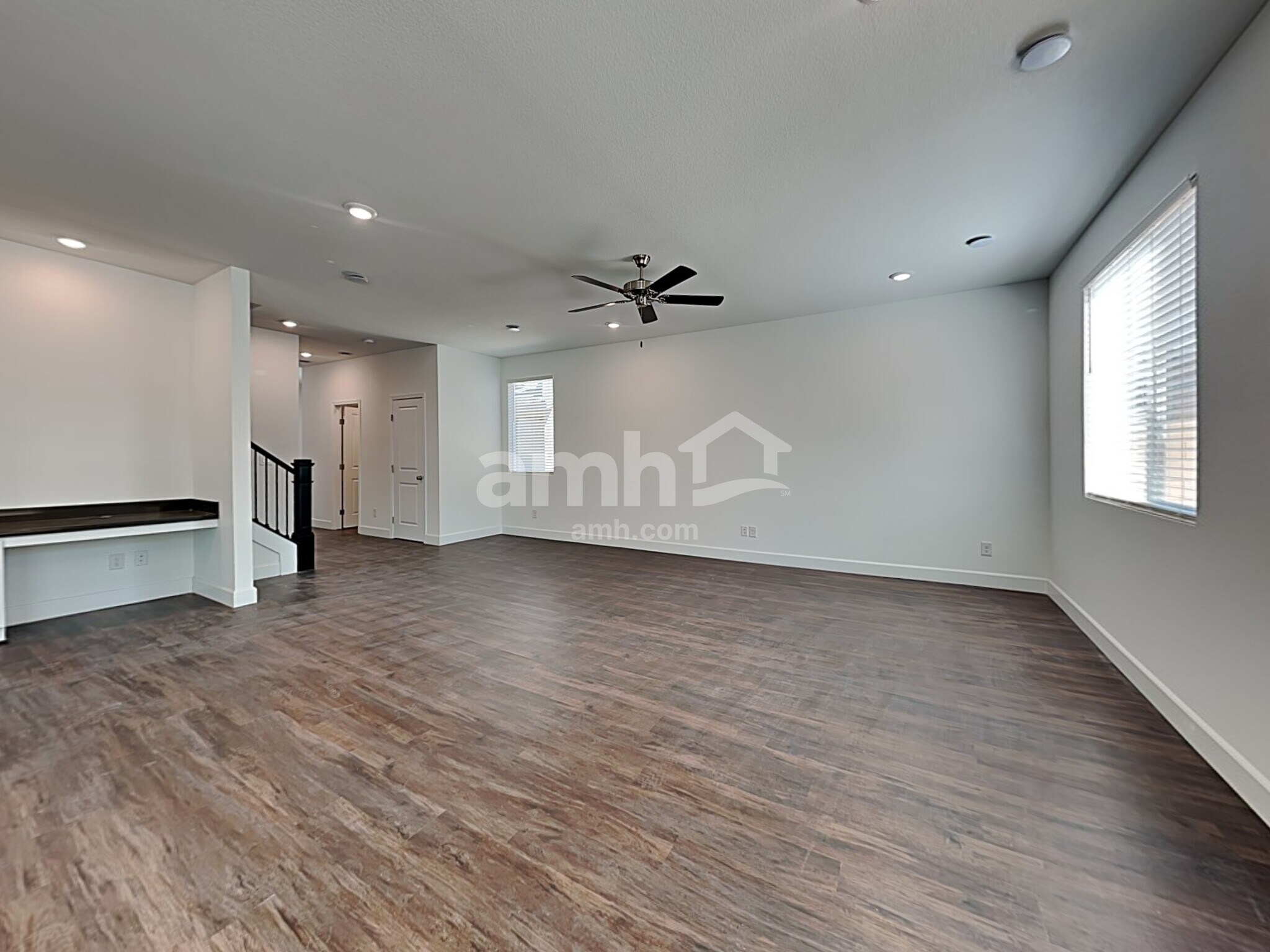Building Photo - 8927 Tiger Tooth Ave