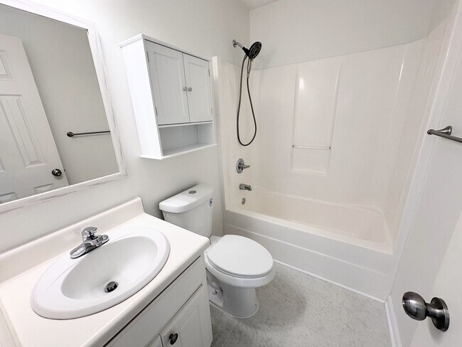 Building Photo - Branching Out in Laurel Oaks