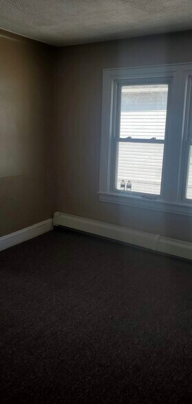 Building Photo - 9431 97th St