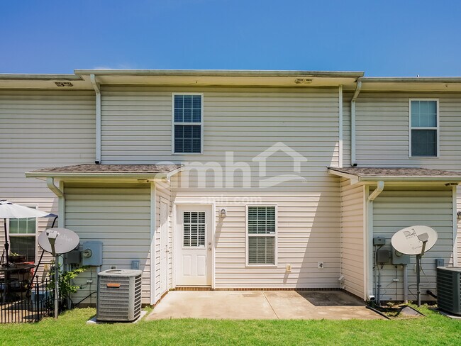 Building Photo - 87 Wolf Creek Ln