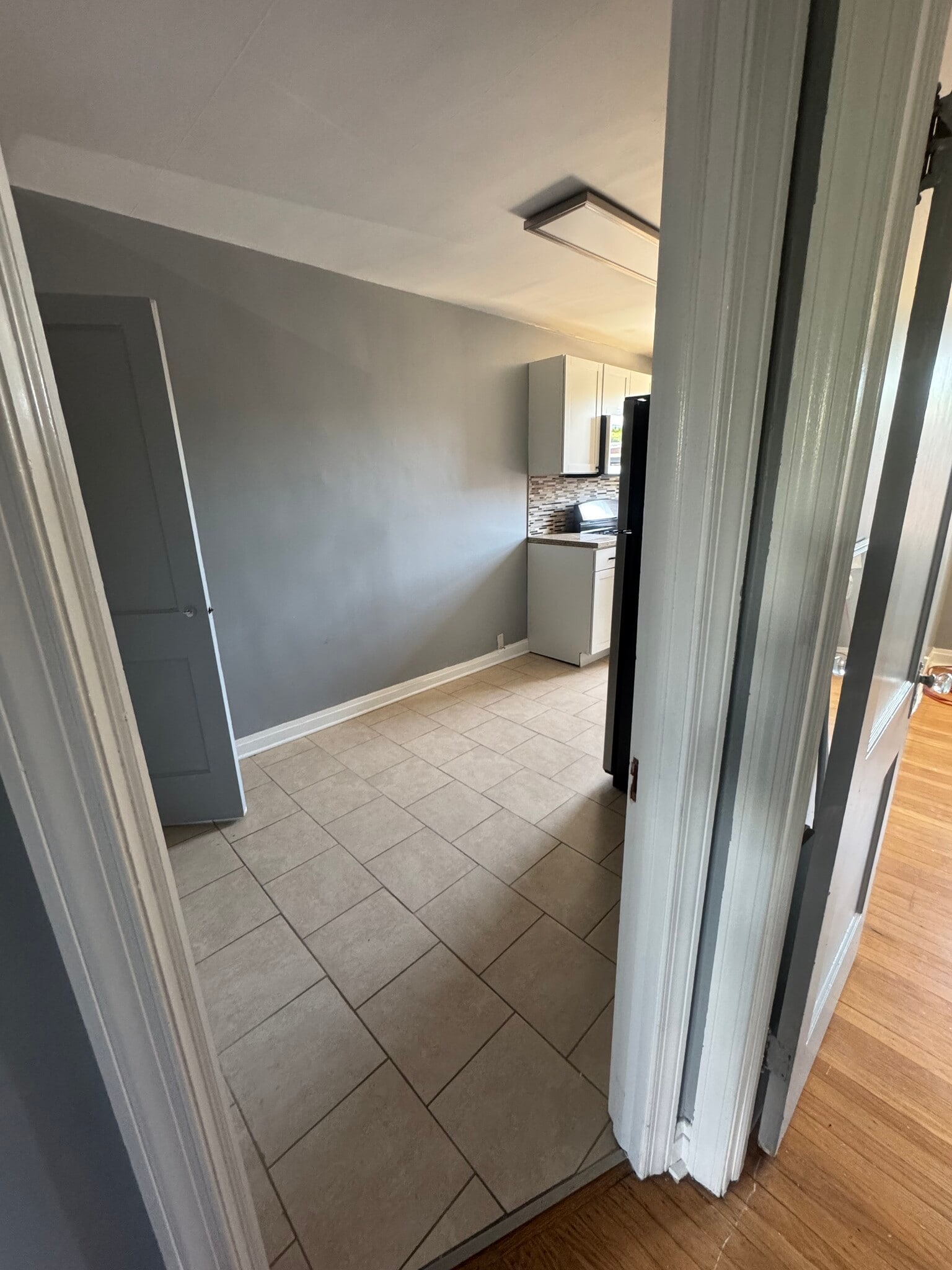 Kitchen - 6255 N 5th St