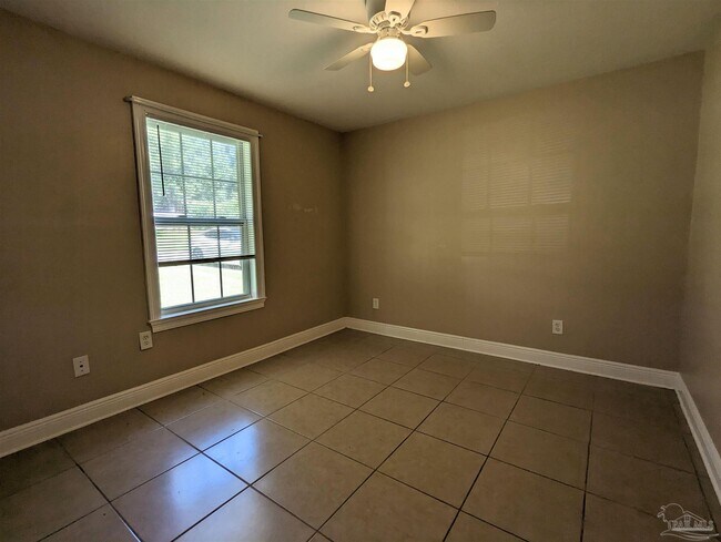 Building Photo - 815 Brook Meadow Ln