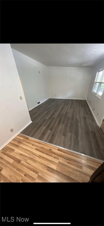 Building Photo - 1933 Preston Ave