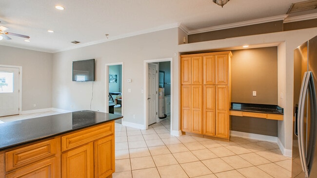 Building Photo - 2803 N Morgan St