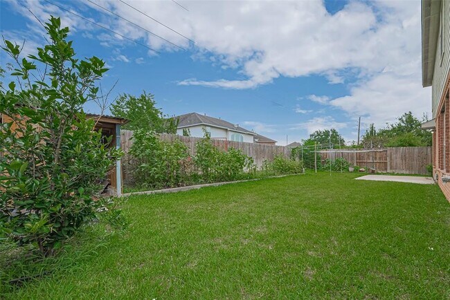 Building Photo - 3822 Auburn Grove Cir