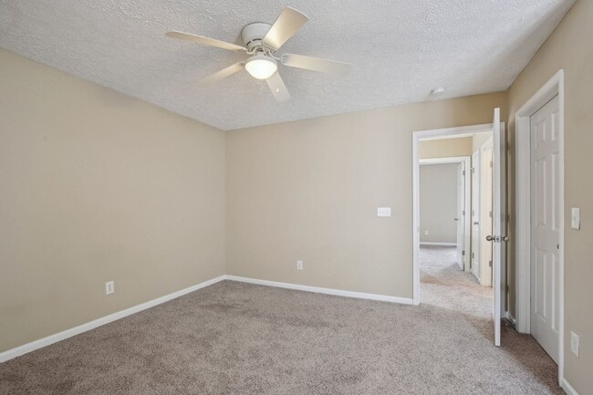 Building Photo - 7841 Heaton Way
