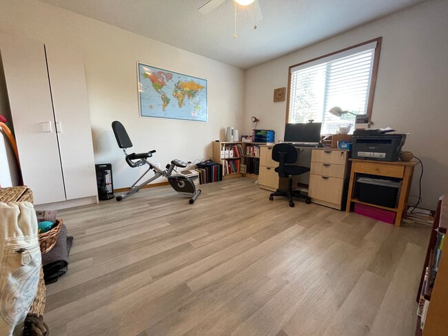 Building Photo - 3-Bedroom Home in Beaverton!