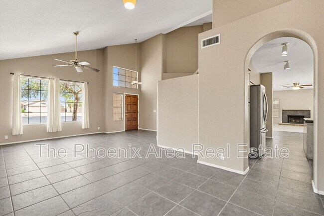 Building Photo - 15007 S 40th St