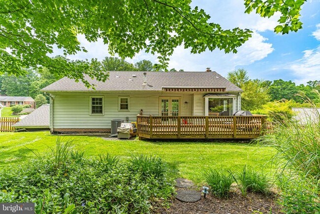 Building Photo - 8307 Carrleigh Pkwy