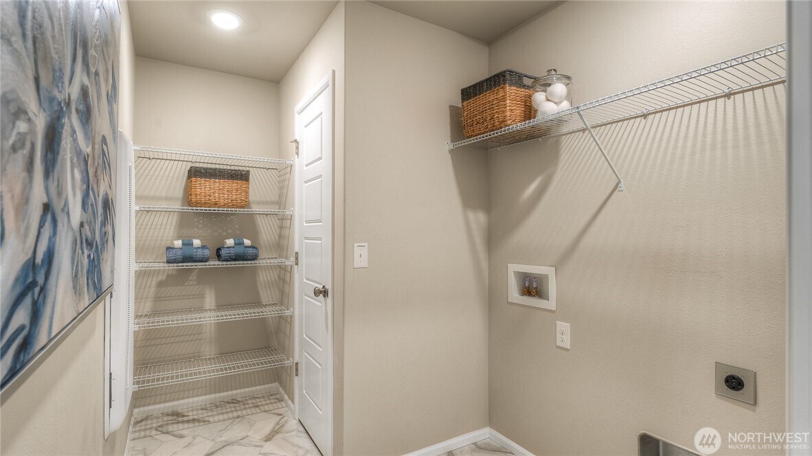 laundry - 3420 80th Ave NE