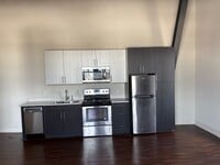 Building Photo - 806 Sampson St