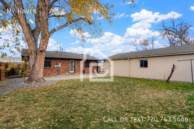 Building Photo - 1742 W 56th Ave