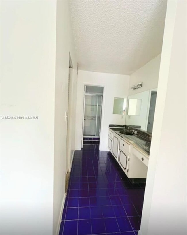 Building Photo - 3360 Spanish Moss Terrace