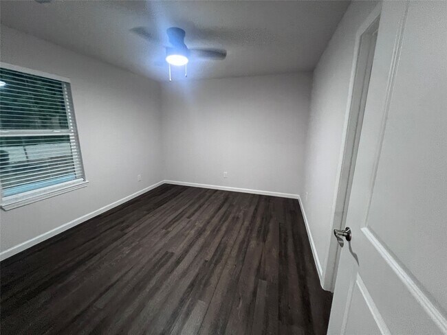 Building Photo - 15542 Towerwood Dr