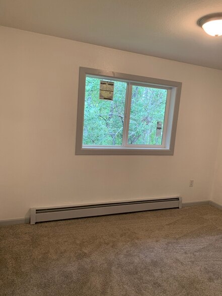 1st Bedroom - 2260 W Melanie Ave
