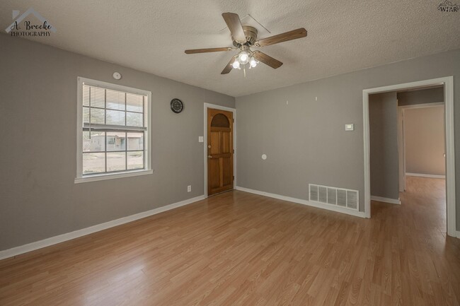 Building Photo - 3206 Grant St