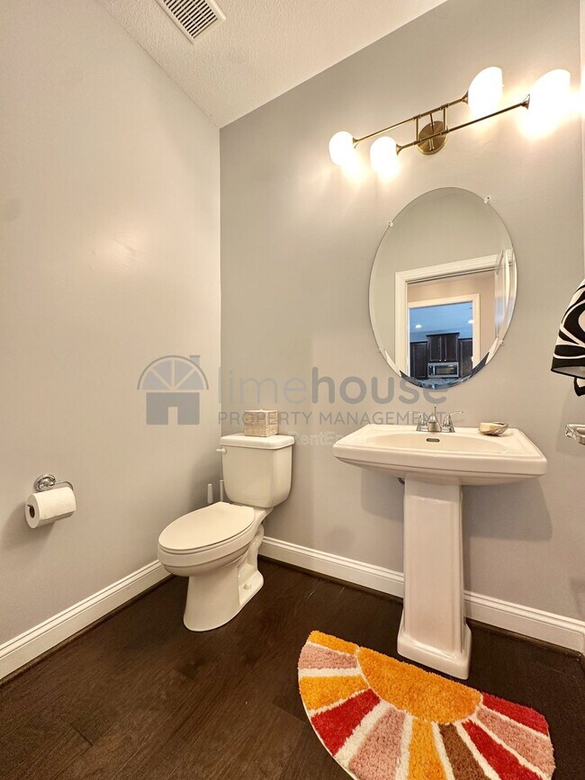 Building Photo - 127 Repose Ln