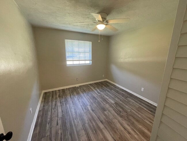 Bedroom 3 from door - 1720 Fireman Dr