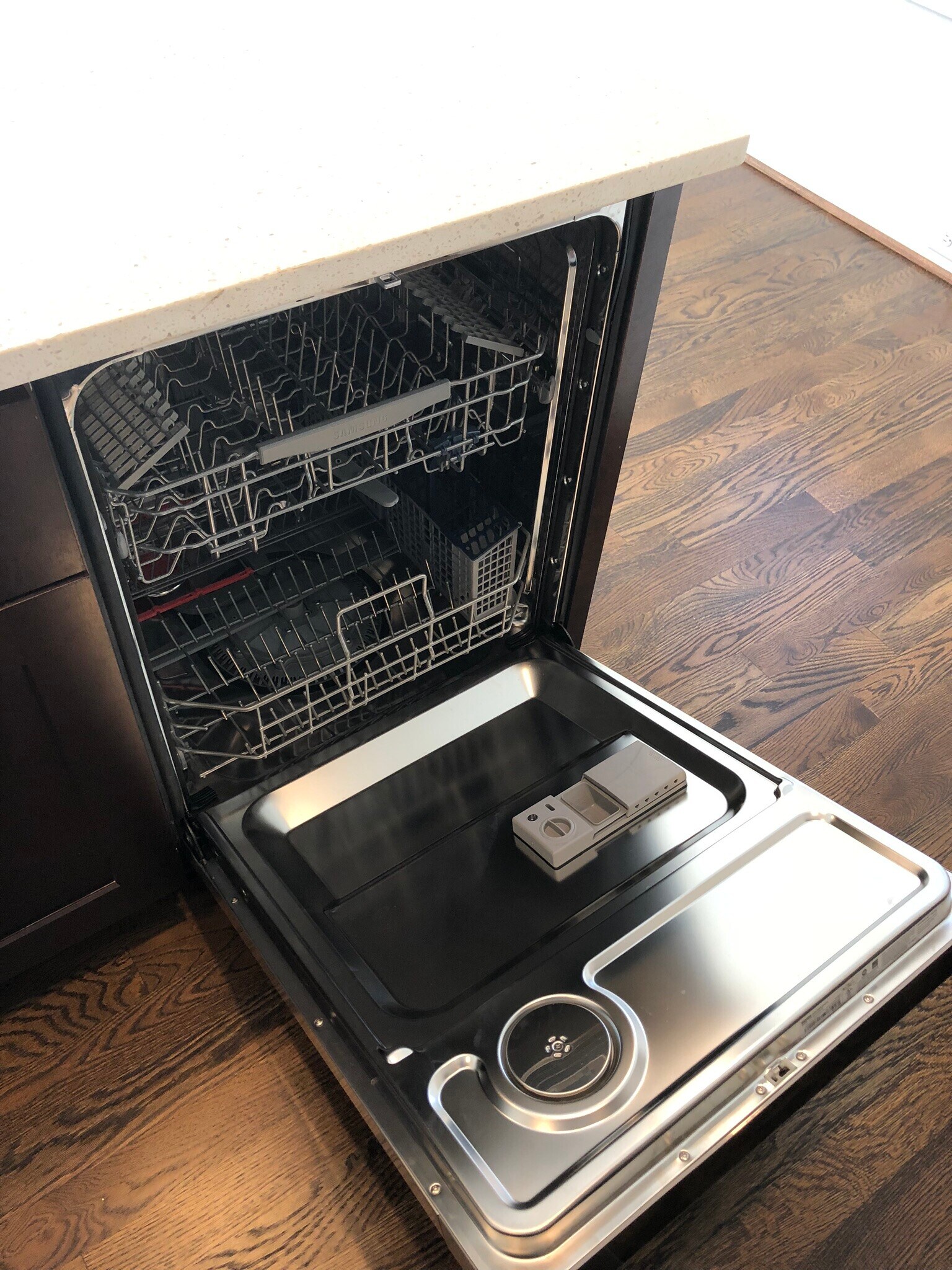 Building Photo - 2121 Roslyn Ave